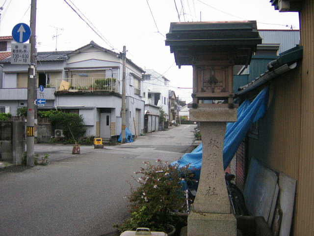 ニュータウンの秋葉神社