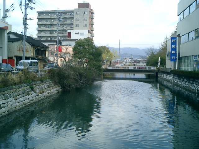 新堀川のある風景