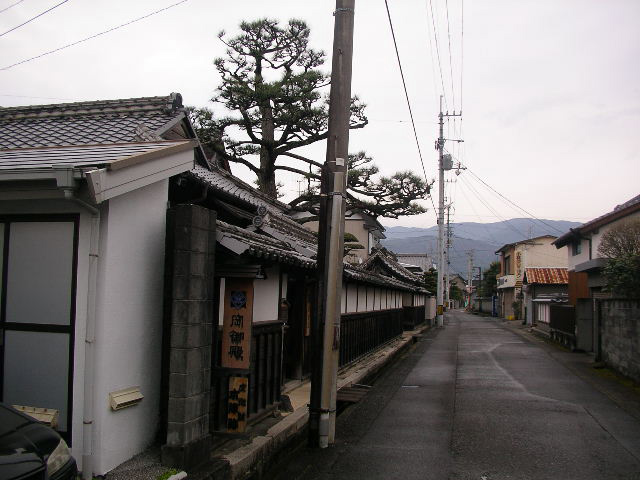 田野の岡御殿