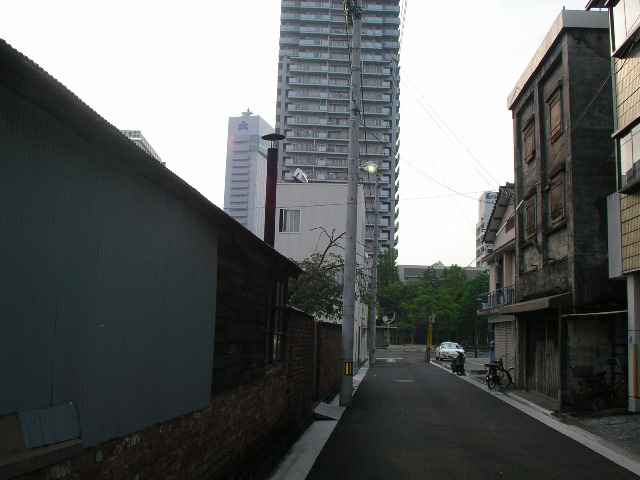 弘岡町、朝倉町の光景