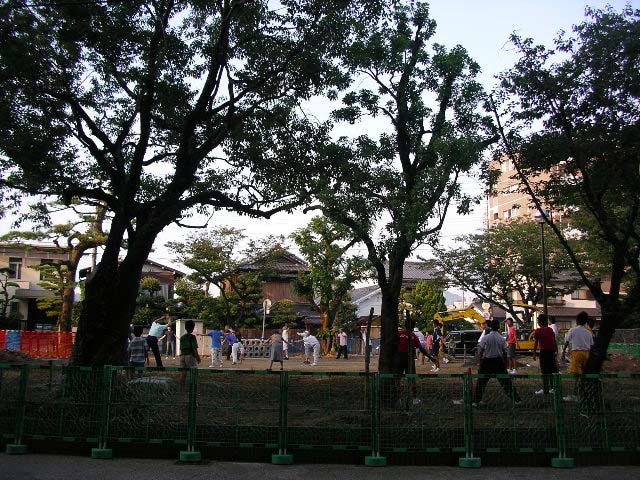 東九反田公園のラジオ体操、小津高校の学生さん