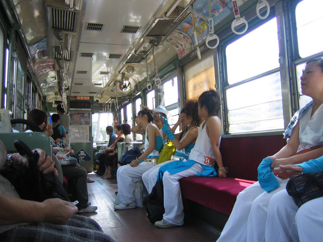 土電の電車、今日からよさこい!