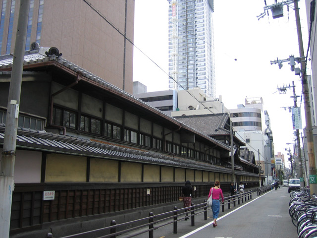 大阪、銅座跡の幼稚園、適塾