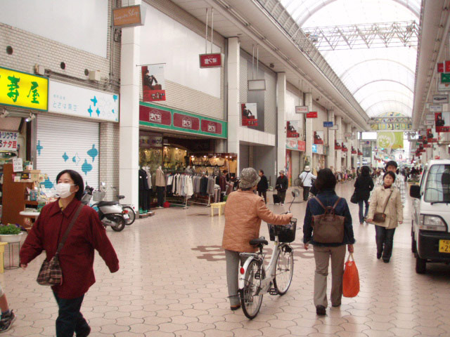 帯屋町二丁目、回天社、ショッパーズ
