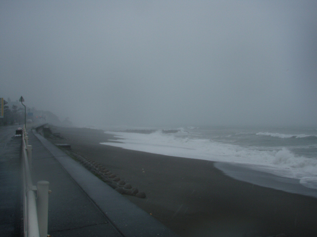 浦戸の海岸、台風、一領具足