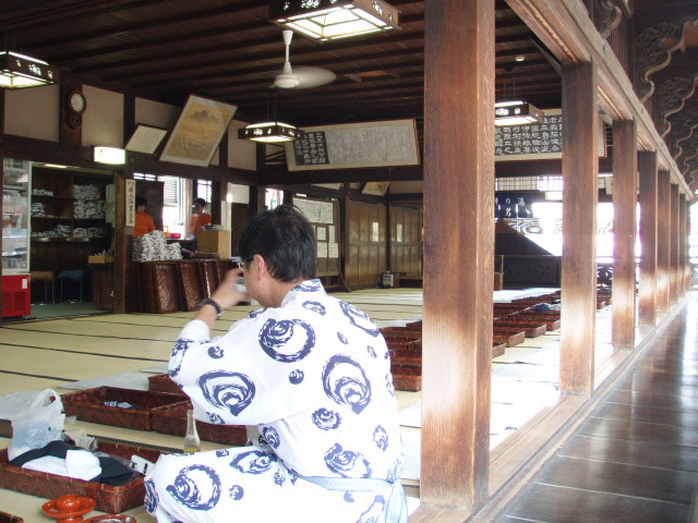 松山、道後温泉本館二階の大広間