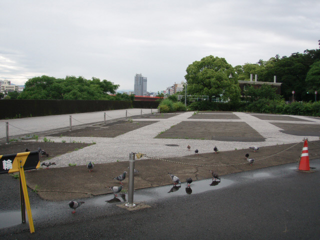 鏡川南岸のディズニーランド