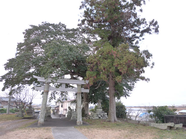 上岡八幡宮の鳥居の補修工事はいつ