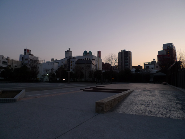 中央公園の常設ステージについて考える