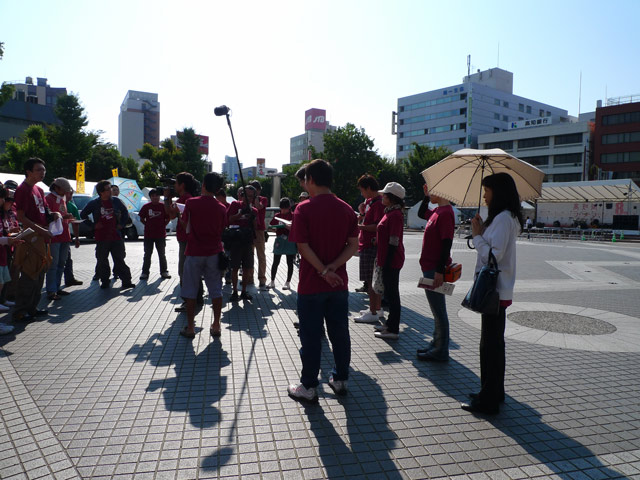朝の中央公園、ラララミーティング