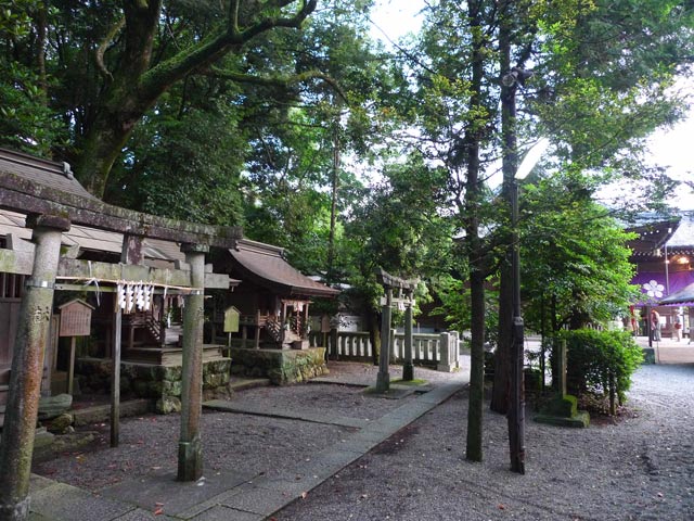 輪抜け様から一夜明けた潮江天満宮の白太夫社