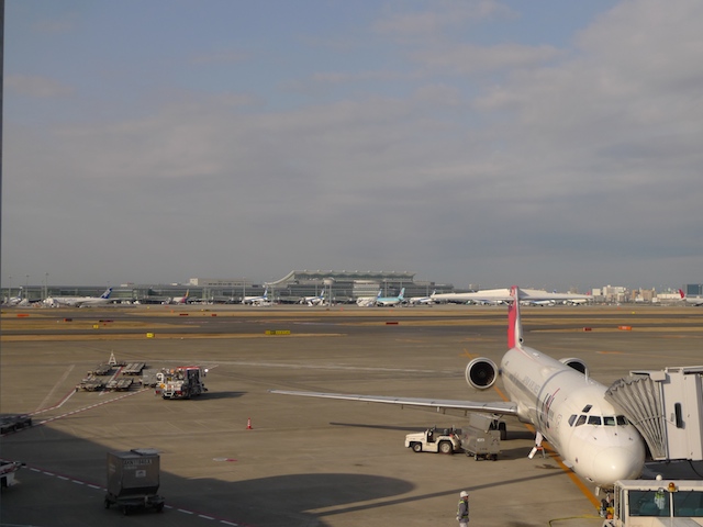 巨大化する羽田空港