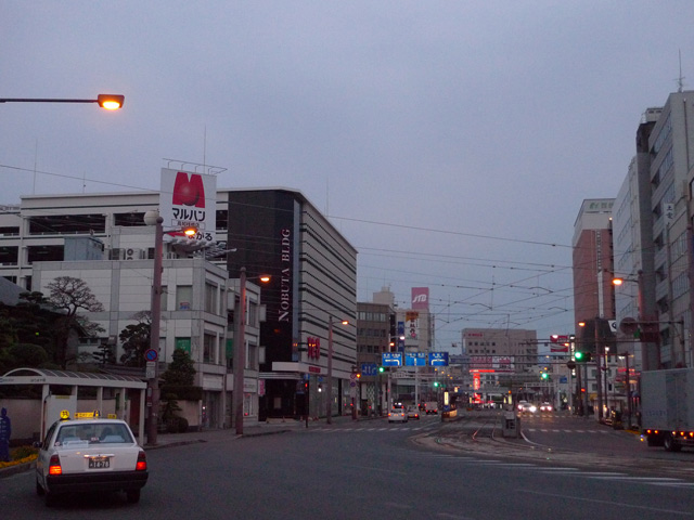 2011年4月の、はりまや橋交差点