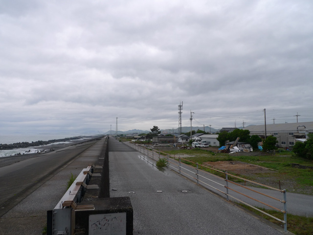 南国市前浜の避難タワーと切戸