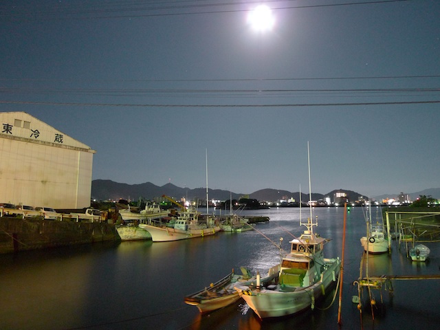 池村の慶蔵さんと稲荷新地