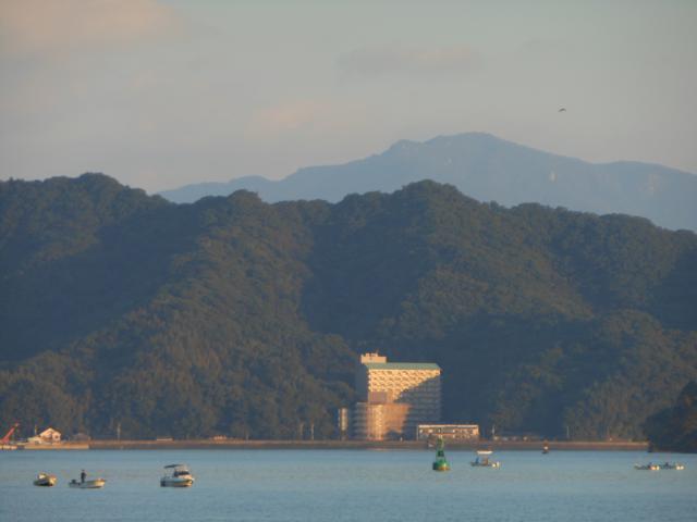 種崎から工石山、妙体岩をながめて考えた新説