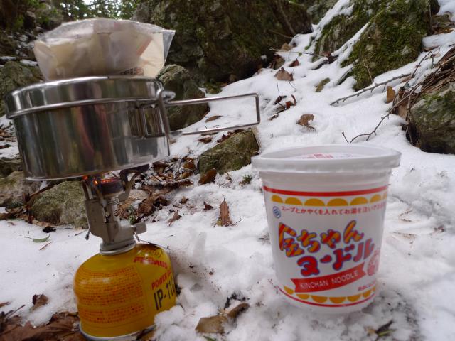 雪の工石山、ナミ金つるラーメン