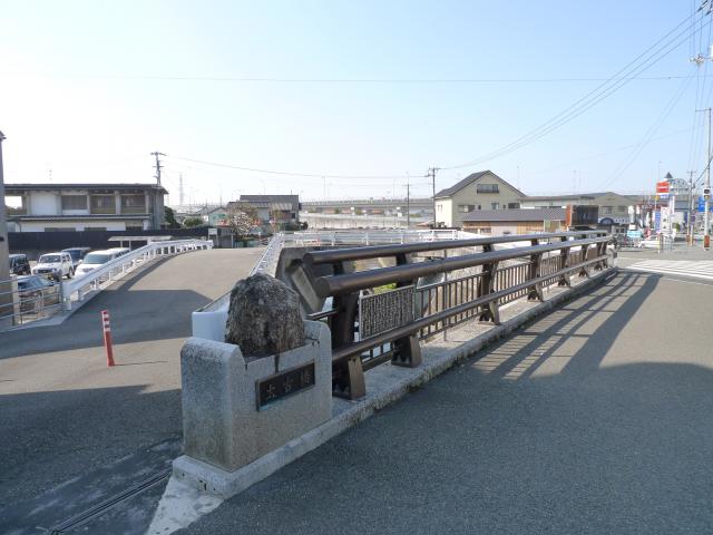 太古の昔を伝える太古橋