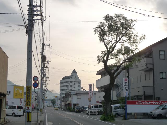 栴檀の木は残った(残らなかった)