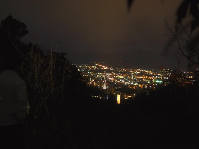 松山、瀬戸風峠の朝の夜景