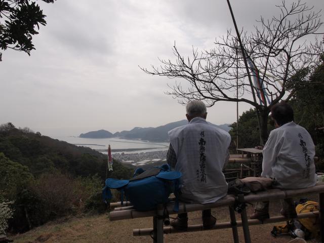 宇佐、塚地峠、お遍路さん