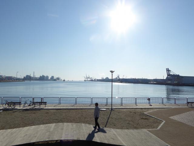 仙台港の朝