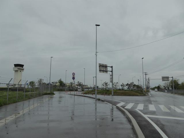日章飛行場の建物