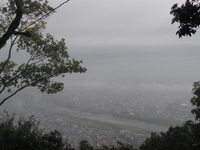金華山、岐阜と名古屋で考える