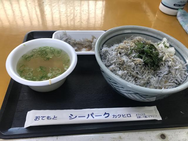 ちりめん丼