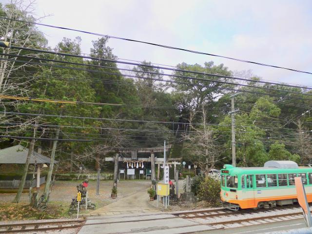北向きの鹿児神社