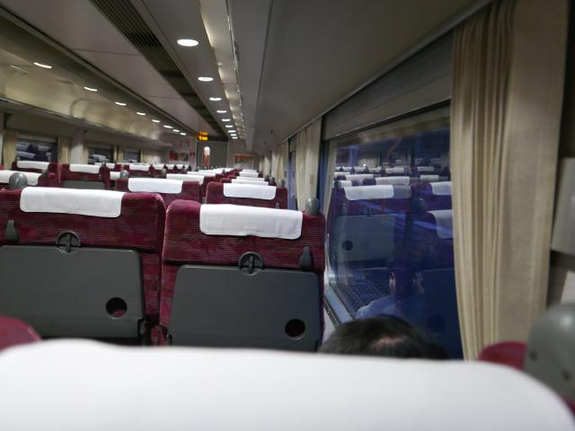 やくも車内