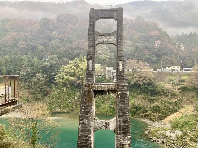 支塔だけになった、大川橋