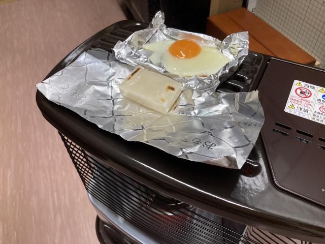 ストーブとお餅、僕の冬