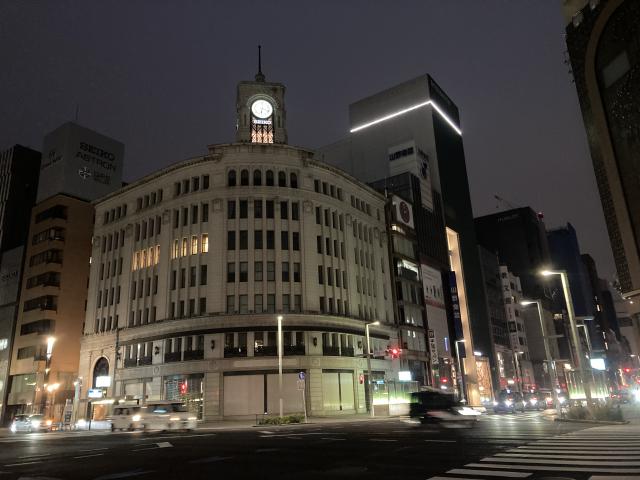銀座四丁目の間口