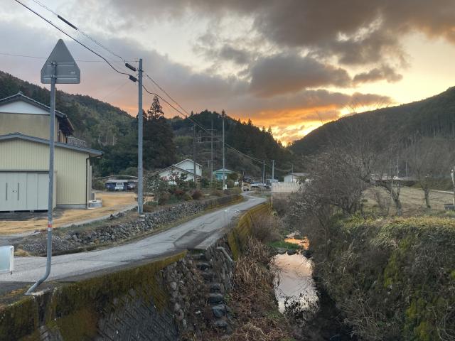 奈路の風景と加賀野井氏